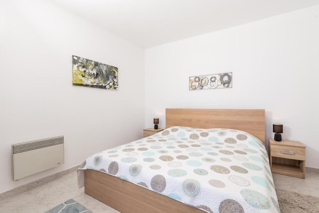 Apartments Vilma Opatija Ngoại thất bức ảnh