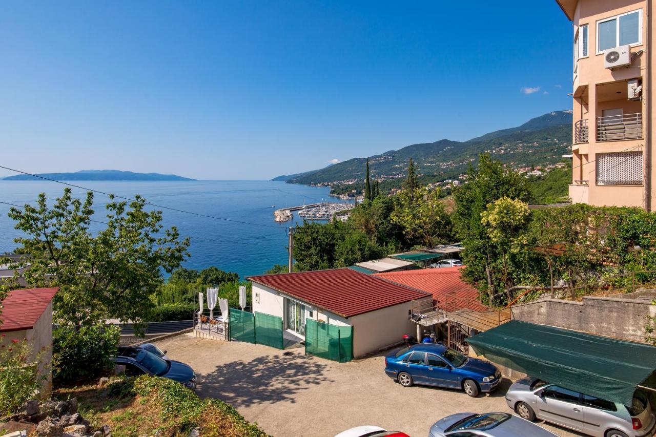 Apartments Vilma Opatija Ngoại thất bức ảnh