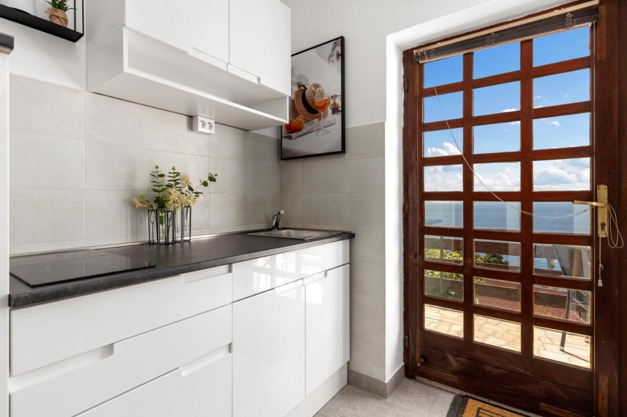 Apartments Vilma Opatija Ngoại thất bức ảnh