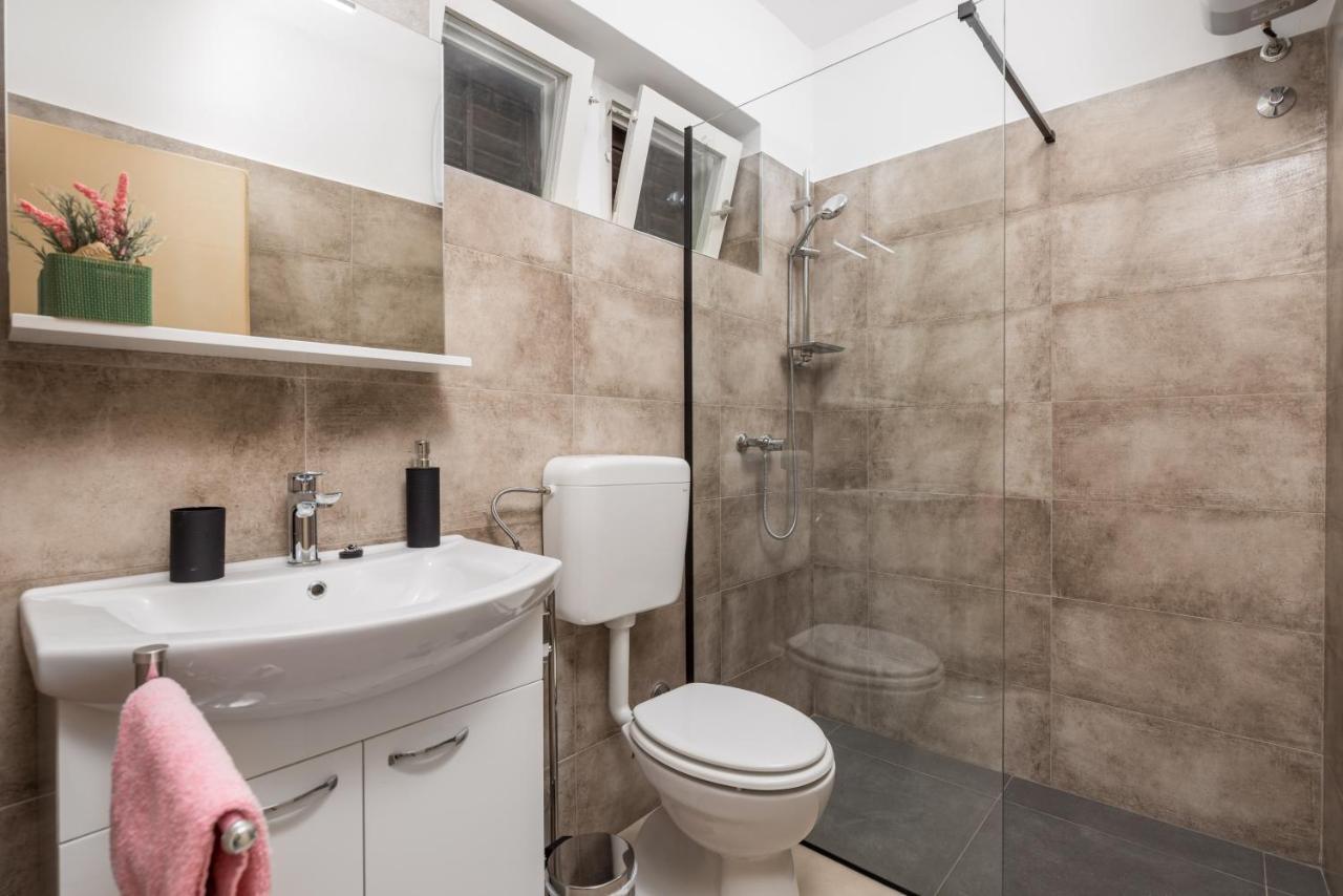 Apartments Vilma Opatija Ngoại thất bức ảnh