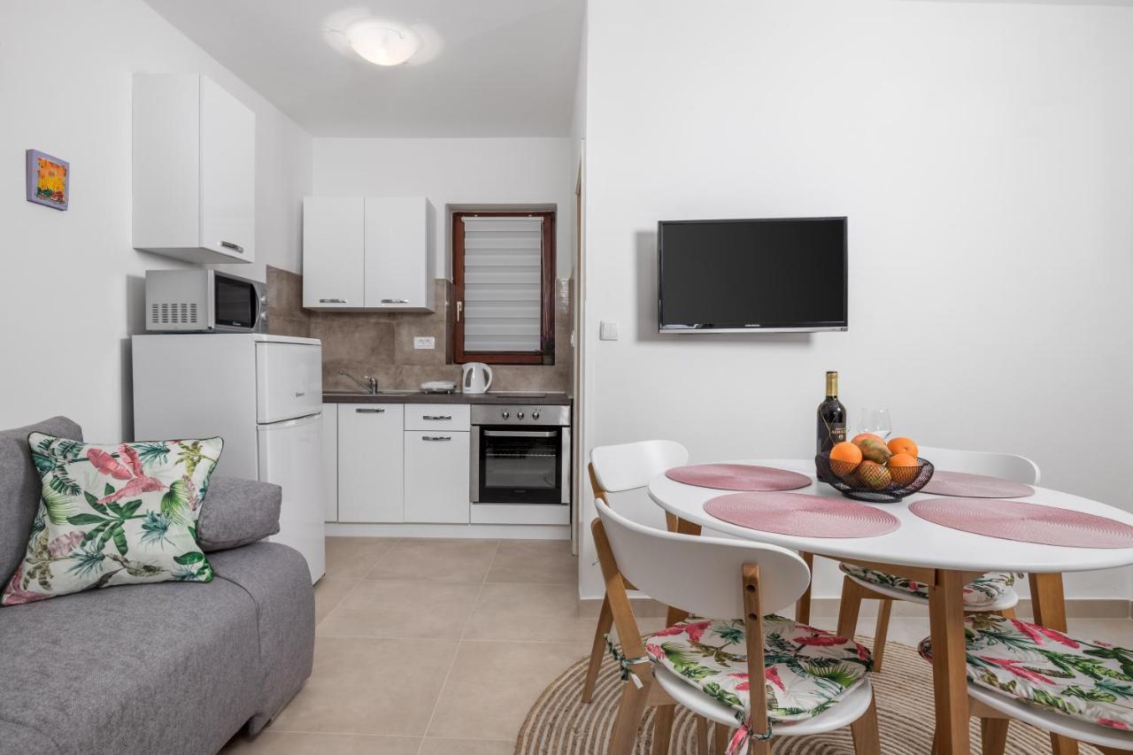 Apartments Vilma Opatija Ngoại thất bức ảnh
