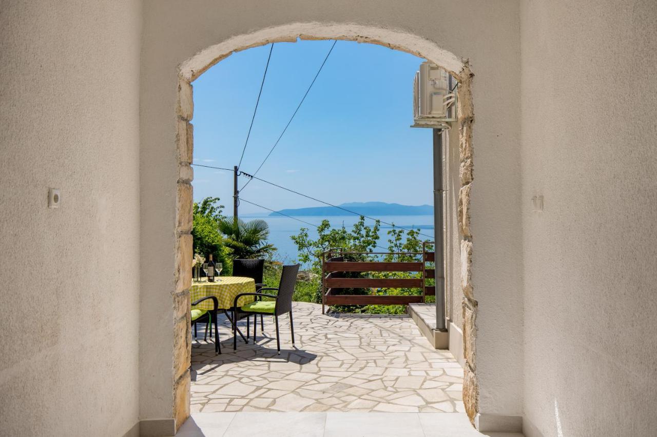Apartments Vilma Opatija Ngoại thất bức ảnh