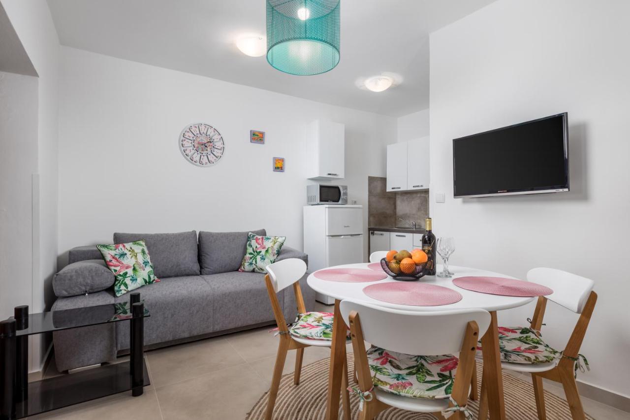 Apartments Vilma Opatija Ngoại thất bức ảnh