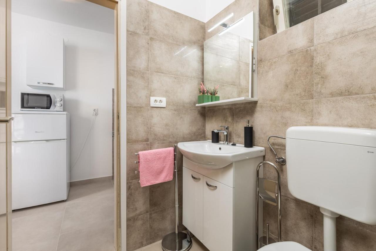Apartments Vilma Opatija Ngoại thất bức ảnh