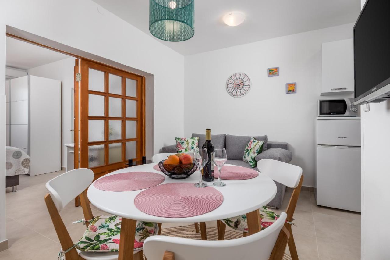 Apartments Vilma Opatija Ngoại thất bức ảnh
